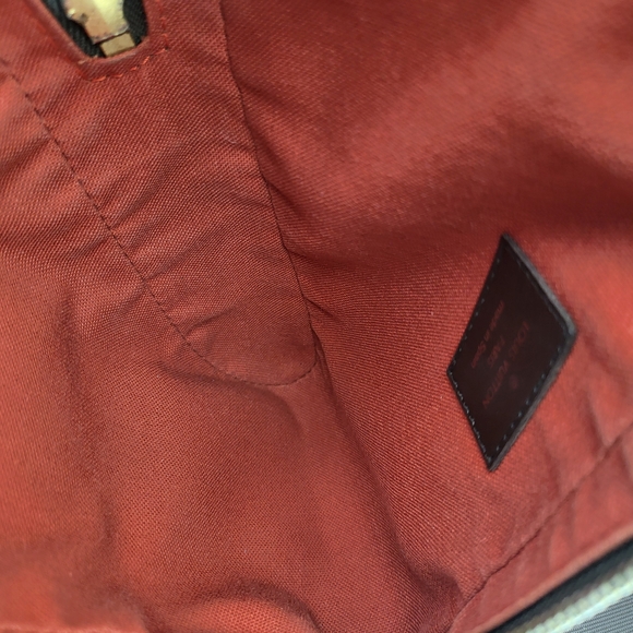 Louis Vuitton Damier Ebene Geronimos Sling Waist Bag. Authentic w/COA... - Picture 13 of 16